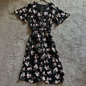 One Clothing Los Angeles Women’s Cherry Blossom Floral Cropped Jumpsuit